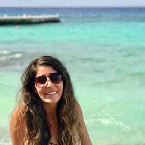 Meet your Posher, Kayli